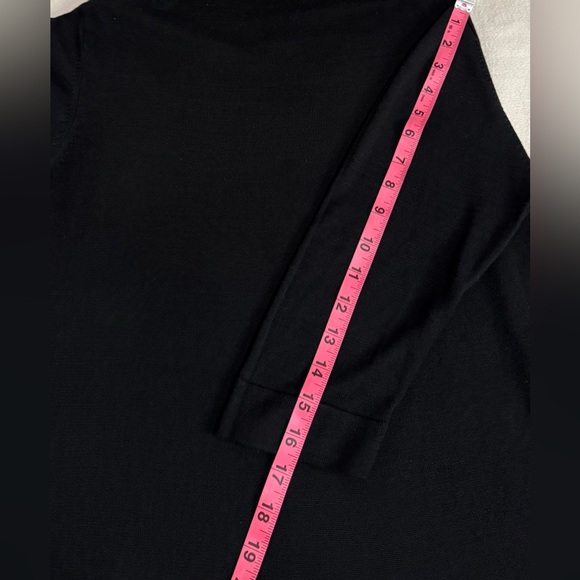 August Silk Women’s Black Knit Top, XL 100% Silk 
Like New - Picture 9 of 9
